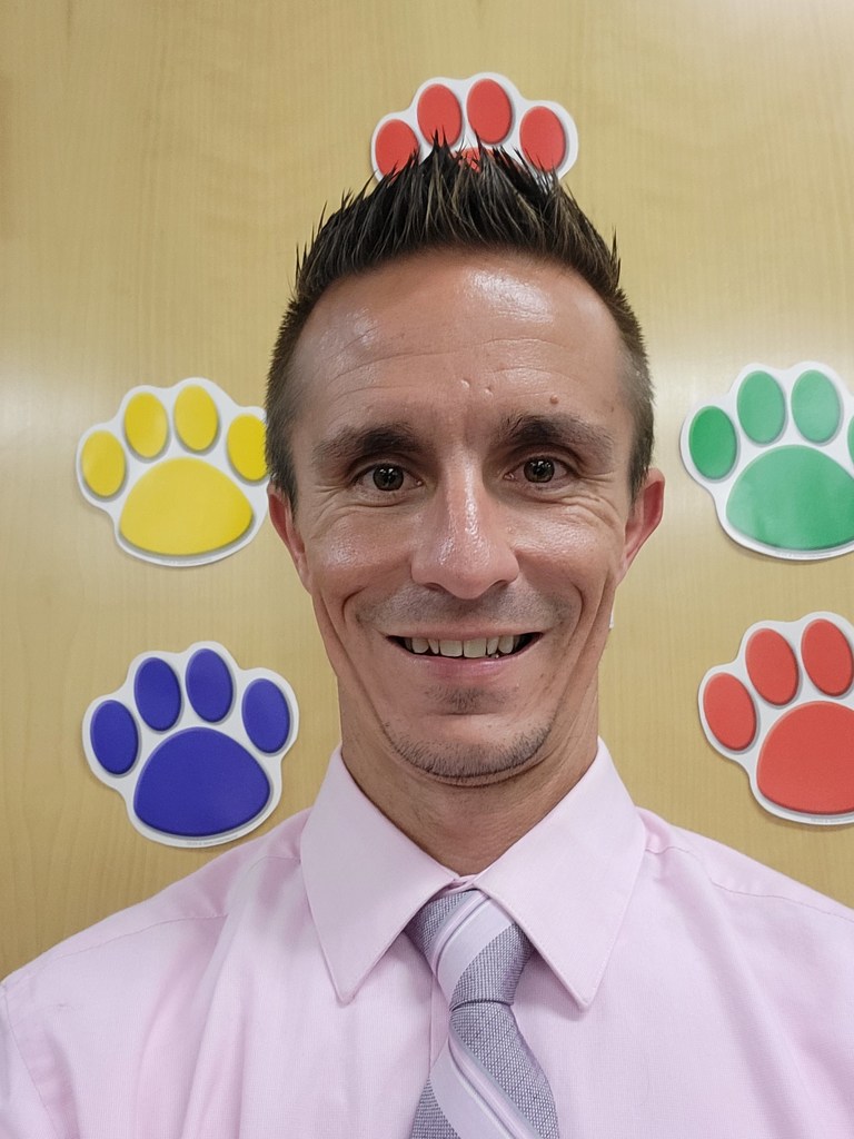 Chad Sitts is named principal of Howe Elementary School