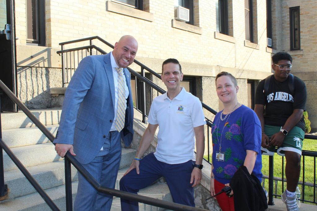 https://www.schenectadyschools.org/page/the-first-day-of-school-2023